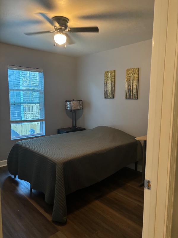 property at 1624 N Cherry St