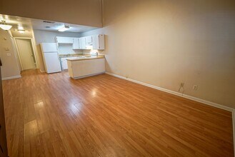 2100 Continental Ave in Tallahassee, FL - Building Photo - Building Photo