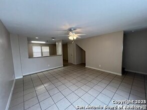 5202 Fountain Lake Dr in San Antonio, TX - Building Photo - Building Photo