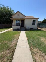 337 N H St in Tulare, CA - Building Photo