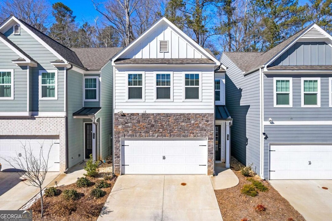 487 Bishop Ln in Woodstock, GA - Building Photo