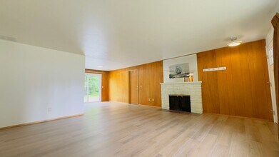 2310 Angela St SE in Lacey, WA - Building Photo - Building Photo