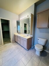 1718 Windhill Ave in Edmond, OK - Building Photo - Building Photo