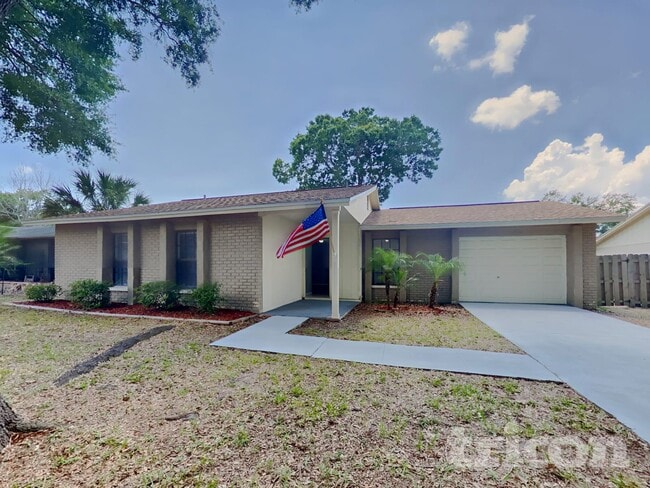 2704 Mnr Hl Dr, Unit 1126 9th St NW Unit 602 - Unit 4 in Brandon, FL - Building Photo - Building Photo