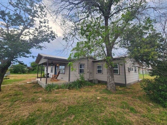 property at 624 CR 408
