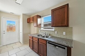 721 E College St in Princeton, TX - Building Photo - Building Photo