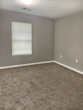 Willow Creek Townhomes in Jonesboro, AR - Building Photo - Building Photo