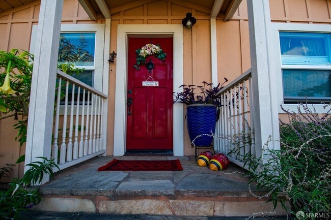 property at 40 Encina Ave