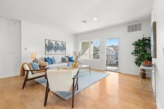 360 Andover St in Danvers, MA - Building Photo - Building Photo