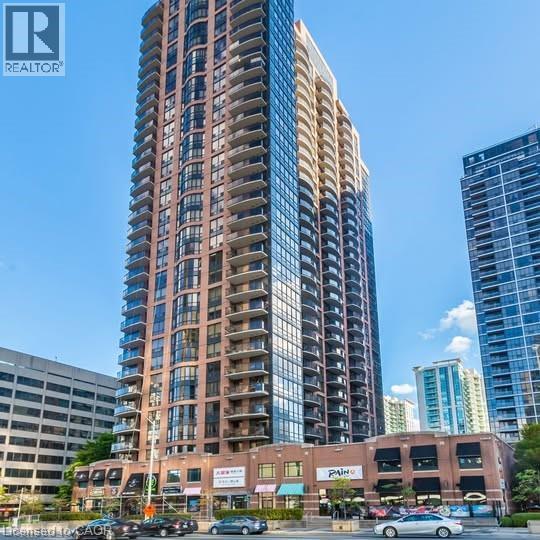 33 Sheppard Ave E in Toronto, ON - Building Photo - Building Photo