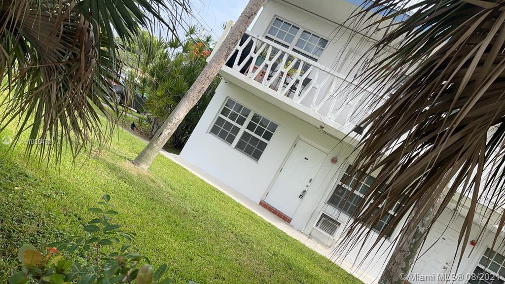 1451 NE 170th St-Unit -101A in North Miami Beach, FL - Building Photo