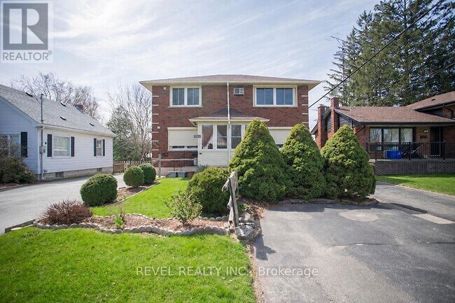 property at 415 Chatham St