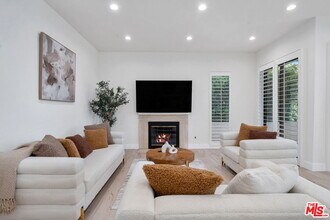 1880 Veteran Ave in Los Angeles, CA - Building Photo - Building Photo