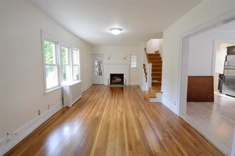 121 Hutchinson Blvd in Scarsdale, NY - Building Photo - Building Photo