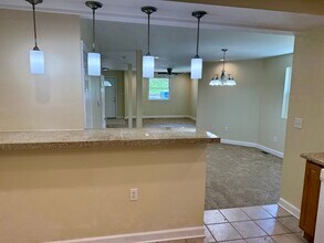 332 Natchez St in Pittsburgh, PA - Foto de edificio - Building Photo