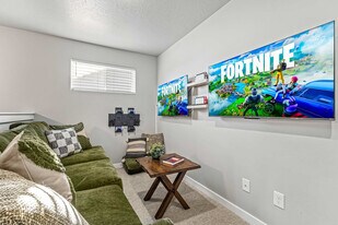 5126 E Sylvan Hart Dr in Nampa, ID - Building Photo