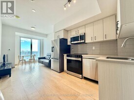 3429 Sheppard Ave E in Toronto, ON - Building Photo