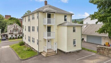 52 Jacobs St in Bristol, CT - Building Photo - Building Photo