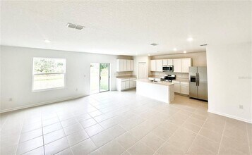 1231 Belle Isle Ln in Daytona Beach, FL - Building Photo - Building Photo