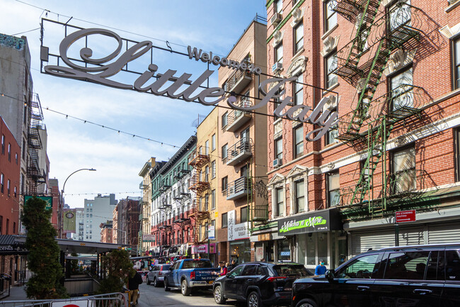 181 Hester St in New York, NY - Foto de edificio - Building Photo