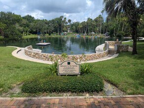 222 Crown Oaks Way in Longwood, FL - Building Photo - Building Photo