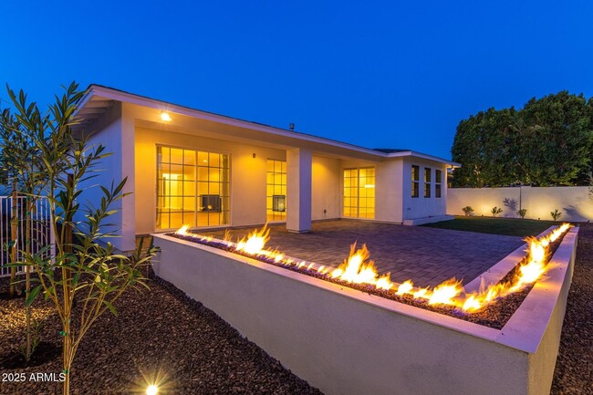 3745 E Turney Ave in Phoenix, AZ - Building Photo - Building Photo