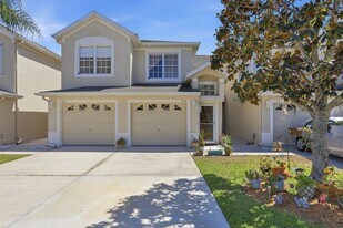 700 Trotter Ln in Melbourne, FL - Building Photo