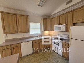 645 E 22nd Ave in Gulf Shores, AL - Building Photo - Building Photo