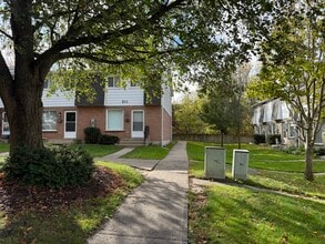 Oxford Place in Woodstock, ON - Building Photo - Building Photo