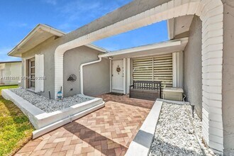 8830 NW 3rd St in Pembroke Pines, FL - Building Photo - Building Photo