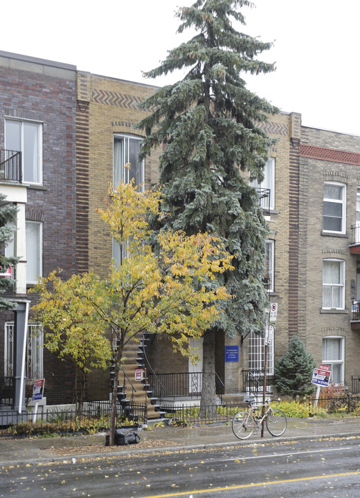 4657-4665 Papineau in Montréal, QC - Building Photo