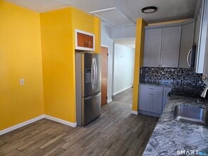 126 Sherman Ave in Waterbury, CT - Building Photo - Building Photo