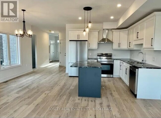 12 Spg Crst Wy in Thorold, ON - Building Photo - Building Photo