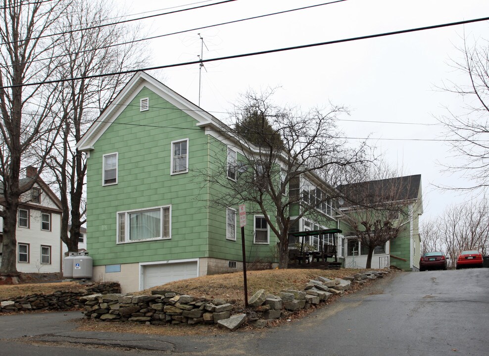 37 Gage St in Augusta, ME - Building Photo