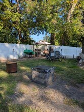 151 Enfield St in Hartford, CT - Building Photo - Building Photo