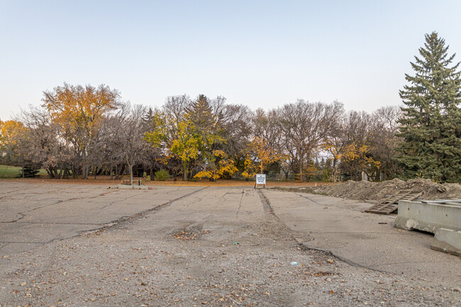 Riverbank Landing-Building 2