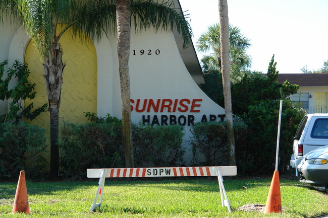 Sunrise Harbor Apartments in Daytona Beach, FL - Building Photo - Building Photo