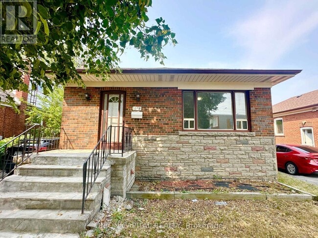 property at 1048 Kennedy Rd