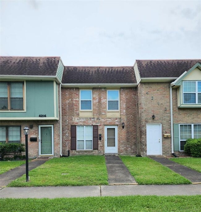 property at 4214 Wyatt St