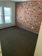 425 Prospect Ave-Unit -5 in East Aurora, NY - Building Photo - Building Photo