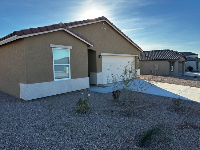 5658 Quarry Ave in Fort Mohave, AZ - Building Photo - Building Photo