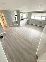 1604 74th St in North Bergen, NJ - Building Photo