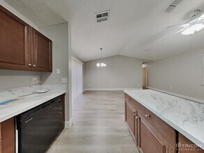 6623 Freeport Dr in Spring Hill, FL - Building Photo - Building Photo