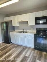 358 Vesta Cir in Melbourne, FL - Building Photo - Building Photo