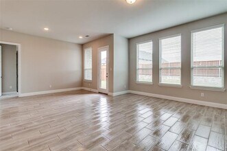 1319 Beach Blvd in Sherman, TX - Building Photo - Building Photo