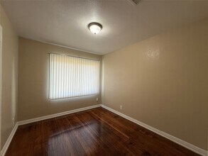 1401 Pugh Dr in Galena Park, TX - Building Photo - Building Photo