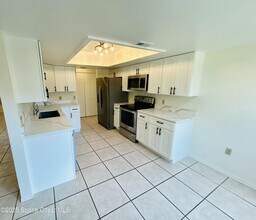 895 Wandering Pine Trail in Rockledge, FL - Building Photo - Building Photo