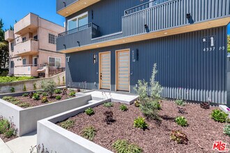 4333 Dixie Canyon Ave in Los Angeles, CA - Building Photo - Building Photo