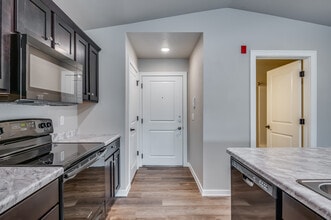 Fox Crossing Creek Apartments in Neenah, WI - Foto de edificio - Interior Photo