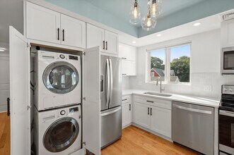 42 Dennis St in Boston, MA - Building Photo - Building Photo